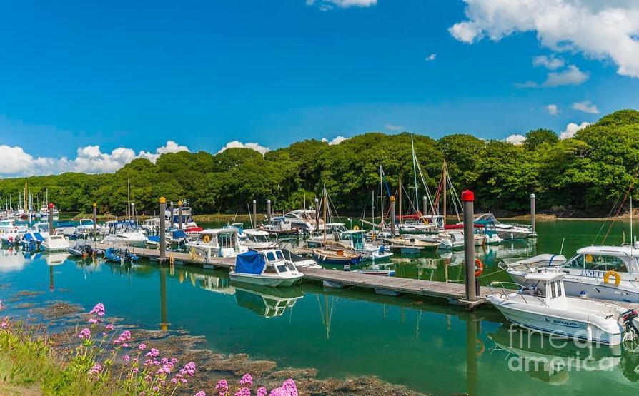 Beautiful 2 Bedroom Caravan, Holiday Park Tenby Saint Florence المظهر الخارجي الصورة